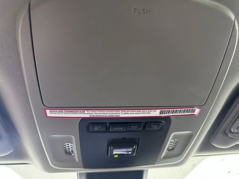 Used 2023 Toyota Camry XLE image 32