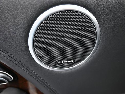 Used 2020 Land Rover Range Rover HSE image 16