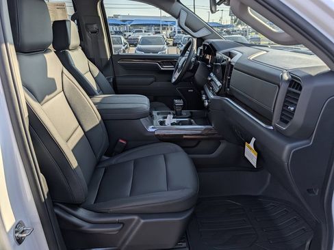 New 2026 GMC Sierra 1500 Elevation w/ Elevation Premium Package AWD/4WD image 33