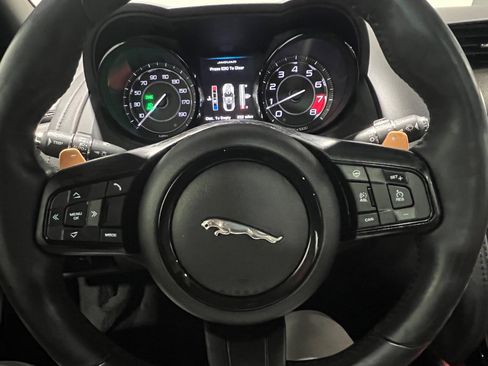 Used 2015 Jaguar F-TYPE S image 22