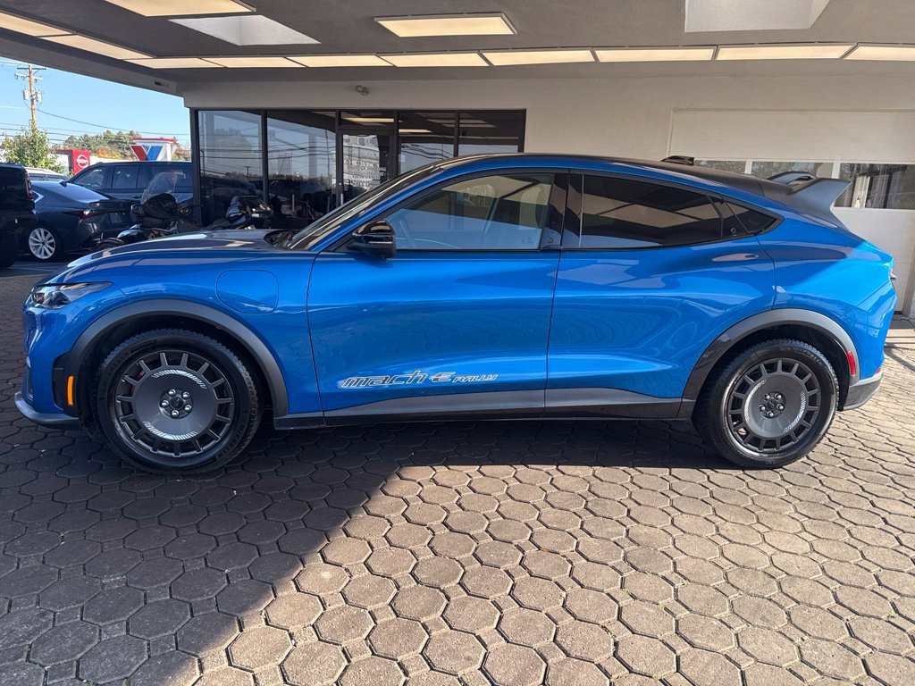 Used 2025 Ford Mustang Mach-E GT AWD/4WD image 9