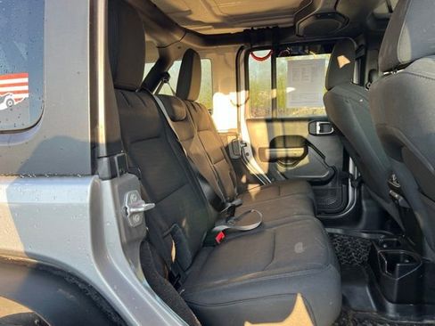 Used 2021 Jeep Wrangler Unlimited Sport AWD/4WD image 14