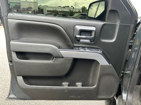 Used 2018 Chevrolet Silverado 1500 LT AWD/4WD image 8