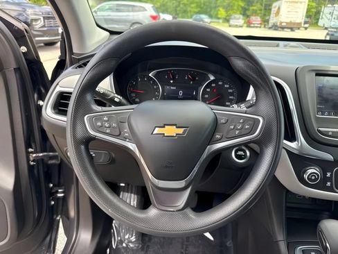Used 2022 Chevrolet Equinox LT AWD/4WD image 21