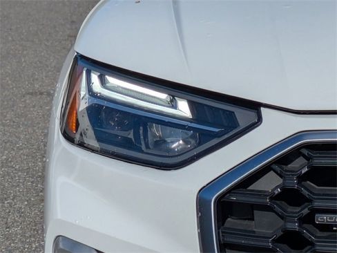 Used 2023 Audi Q5 2.0T Premium Plus w/ Premium Plus Package image 13