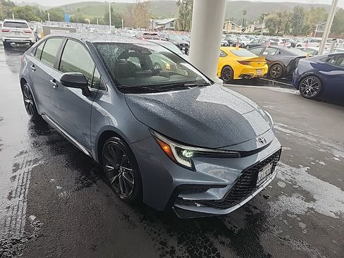 Used 2024 Toyota Corolla SE image 7