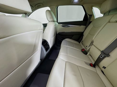 Used 2021 Cadillac XT5 Premium Luxury image 24