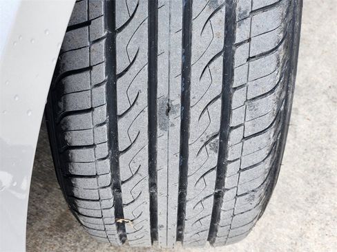 Used 2024 Toyota Corolla LE image 12