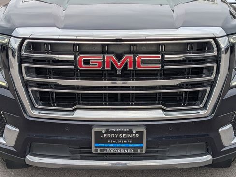 Certified 2022 GMC Yukon XL SLT w/ SLT Premium Package image 10