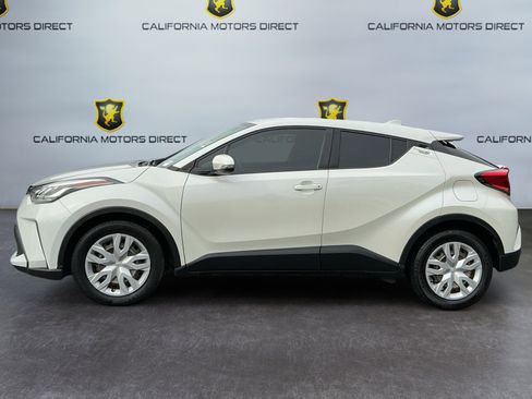 Used 2021 Toyota C-HR LE image 8