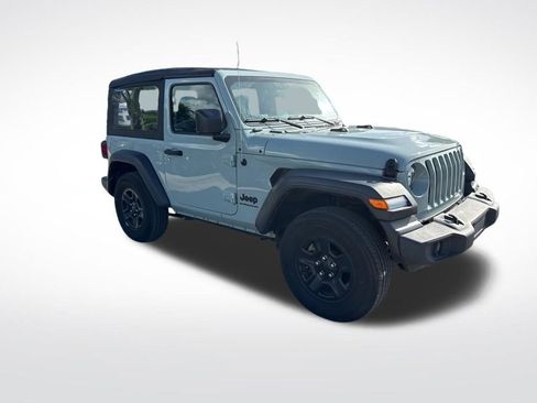 Used 2023 Jeep Wrangler Sport image 2