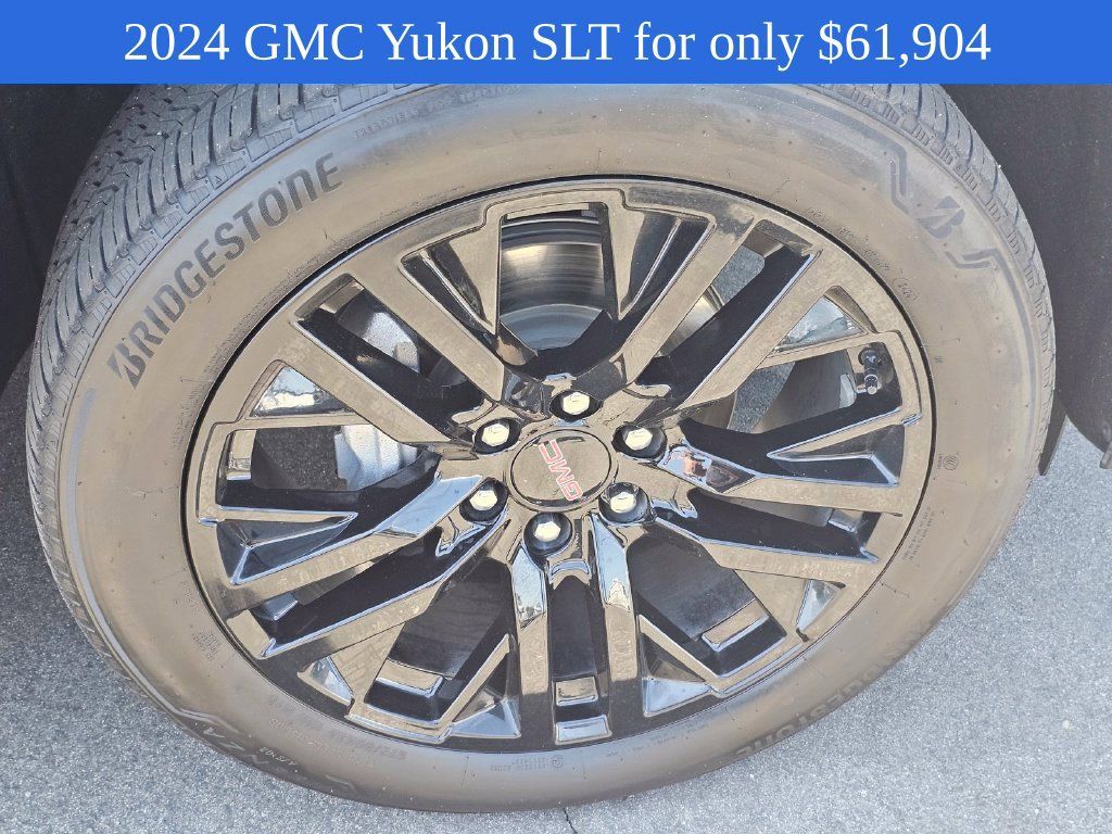 Used 2024 GMC Yukon SLT w/ SLT Premium Package AWD/4WD image 10