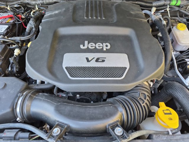 Used 2017 Jeep Wrangler Unlimited Rubicon AWD/4WD image 21