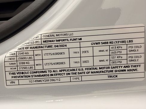 Used 2024 GMC Sierra 3500 Denali w/ Denali Reserve Package image 38