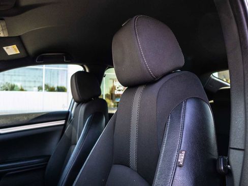 Used 2019 Honda Civic Sport image 14