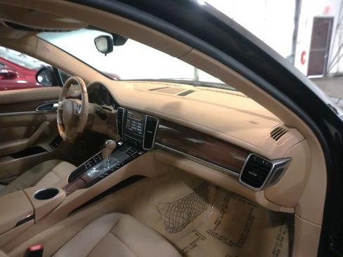 Used 2011 Porsche Panamera 4 image 27