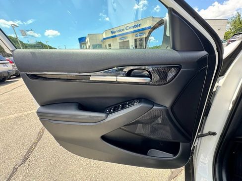 Used 2024 Kia Seltos EX AWD/4WD image 18