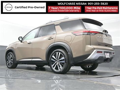 Certified 2024 Nissan Pathfinder Platinum w/ Cargo Package image 24