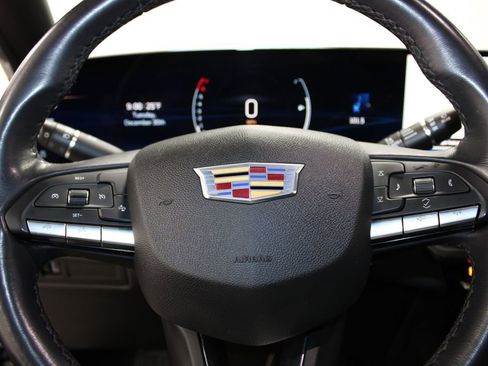 Used 2024 Cadillac XT4 Premium Luxury AWD/4WD image 43