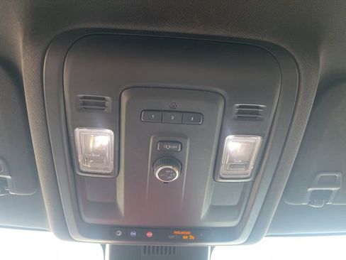 Used 2023 Chevrolet Tahoe RST AWD/4WD image 41