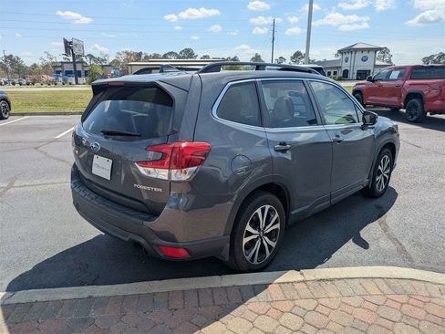 Used 2021 Subaru Forester Limited w/ Popular Package #3 image 5