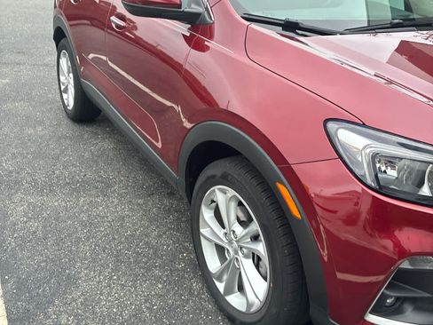 Used 2023 Buick Encore GX Preferred w/ Cold Weather Comfort Package FWD image 4