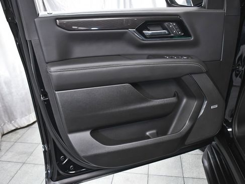 Used 2026 GMC Yukon Elevation w/ LPO, Floor Liner Package AWD/4WD image 9