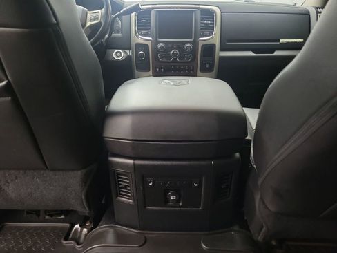 Used 2016 RAM 3500 Laramie image 21