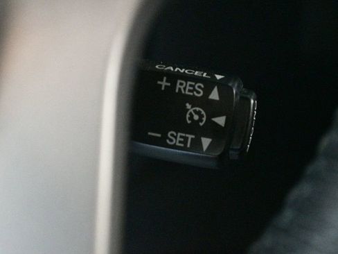 Used 2018 Toyota 4Runner Limited image 68