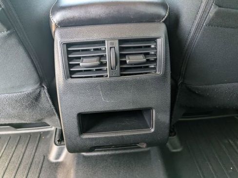 Used 2022 Mitsubishi Outlander ES FWD image 17