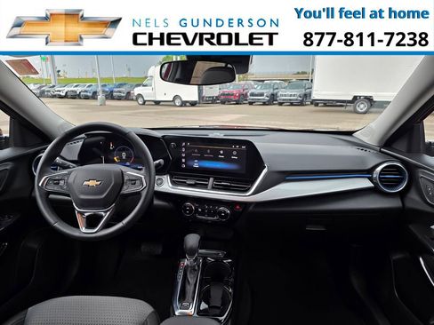 New 2025 Chevrolet Trax LT w/ Driver Confidence Package image 12