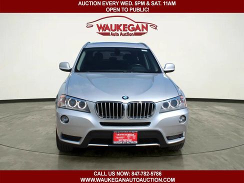 Used 2012 BMW X3 xDrive28i AWD/4WD image 2