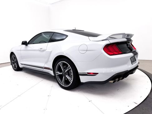 Used 2022 Ford Mustang GT Premium w/ Equipment Group 401A RWD image 18