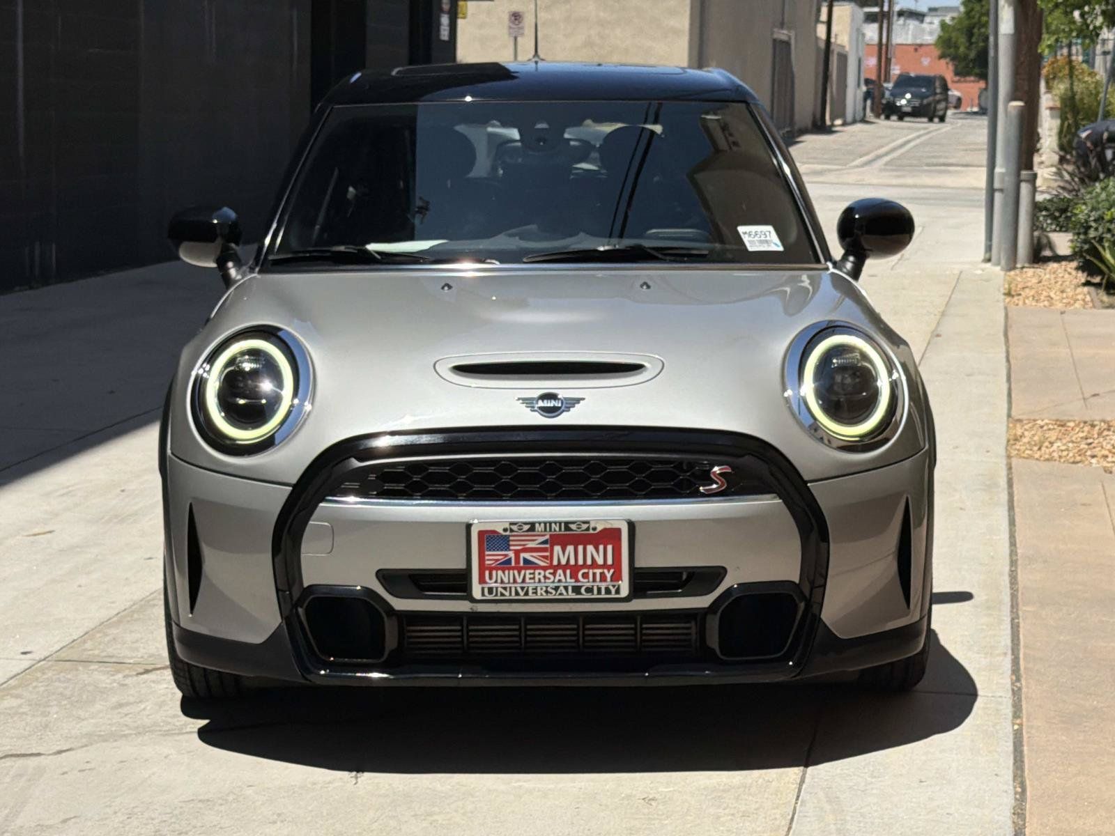 Used 2023 MINI Cooper S FWD image 3