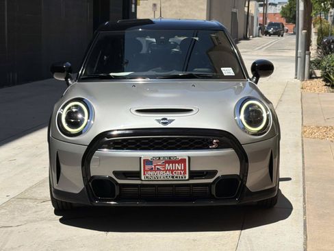 Certified 2023 MINI Cooper S FWD image 3