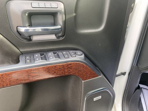 Used 2018 GMC Sierra 1500 SLT image 22