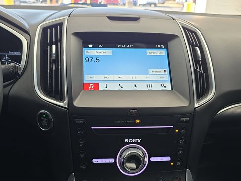 Used 2018 Ford Edge Titanium w/ Equipment Group 301A image 20