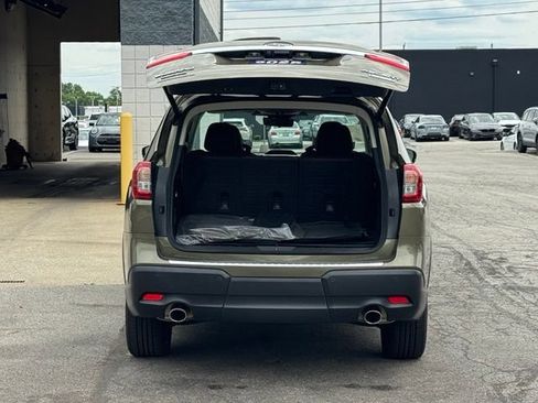 Used 2025 Subaru Ascent Touring AWD/4WD image 35