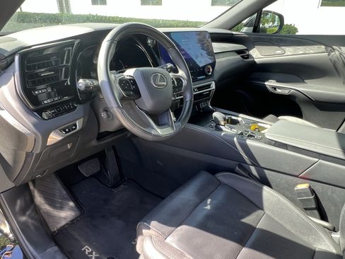 Used 2024 Lexus RX 350 w/ Convenience Package AWD/4WD image 17