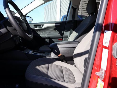 Certified 2022 Ford Escape SE w/ Convenience Package image 23