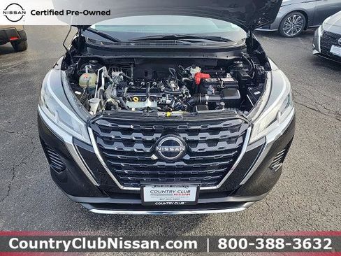 Certified 2024 Nissan Kicks SV image 29