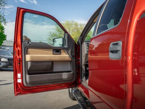 Used 2014 Ford F150 XLT w/ XLT Convenience Package AWD/4WD image 19