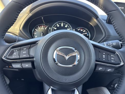 New 2025 MAZDA CX-5 AWD 2.5 S w/ Premium Plus Pkg image 26