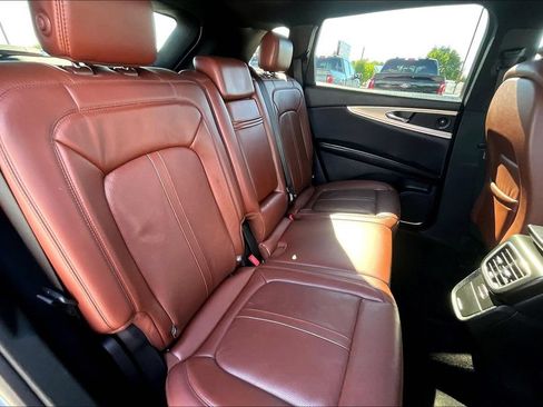 Used 2019 Lincoln Nautilus Reserve FWD image 29
