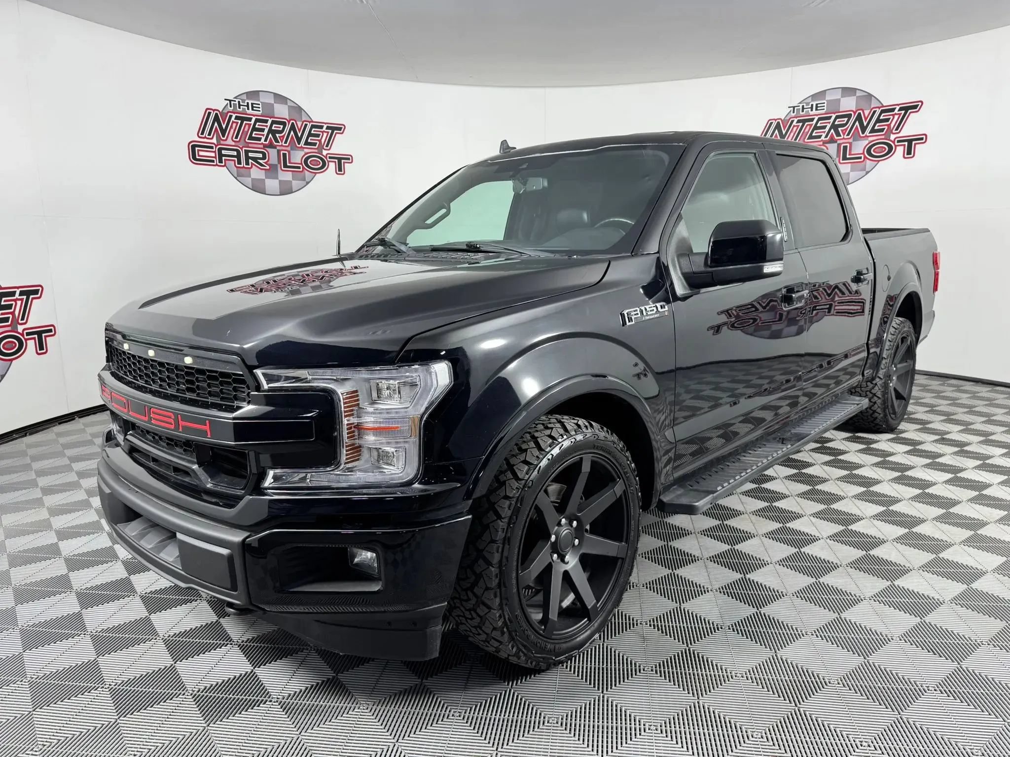 Used 2019 Ford F150 Lariat w/ Equipment Group 502A Luxury AWD/4WD image 3