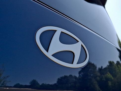 Used 2026 Hyundai Santa Fe SEL FWD image 30