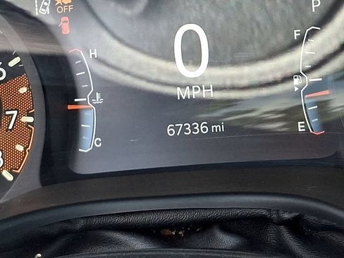 Used 2024 Jeep Compass Latitude AWD/4WD image 19