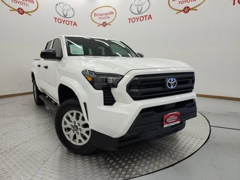 Used 2025 Toyota Tacoma SR RWD image 1