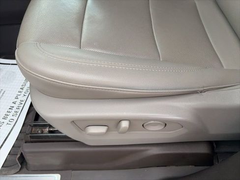 Used 2023 Chevrolet Silverado 1500 LTZ image 18