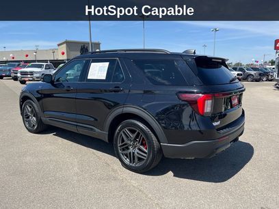Used 2025 Ford Explorer ST-Line w/ ST-Line Street Pack